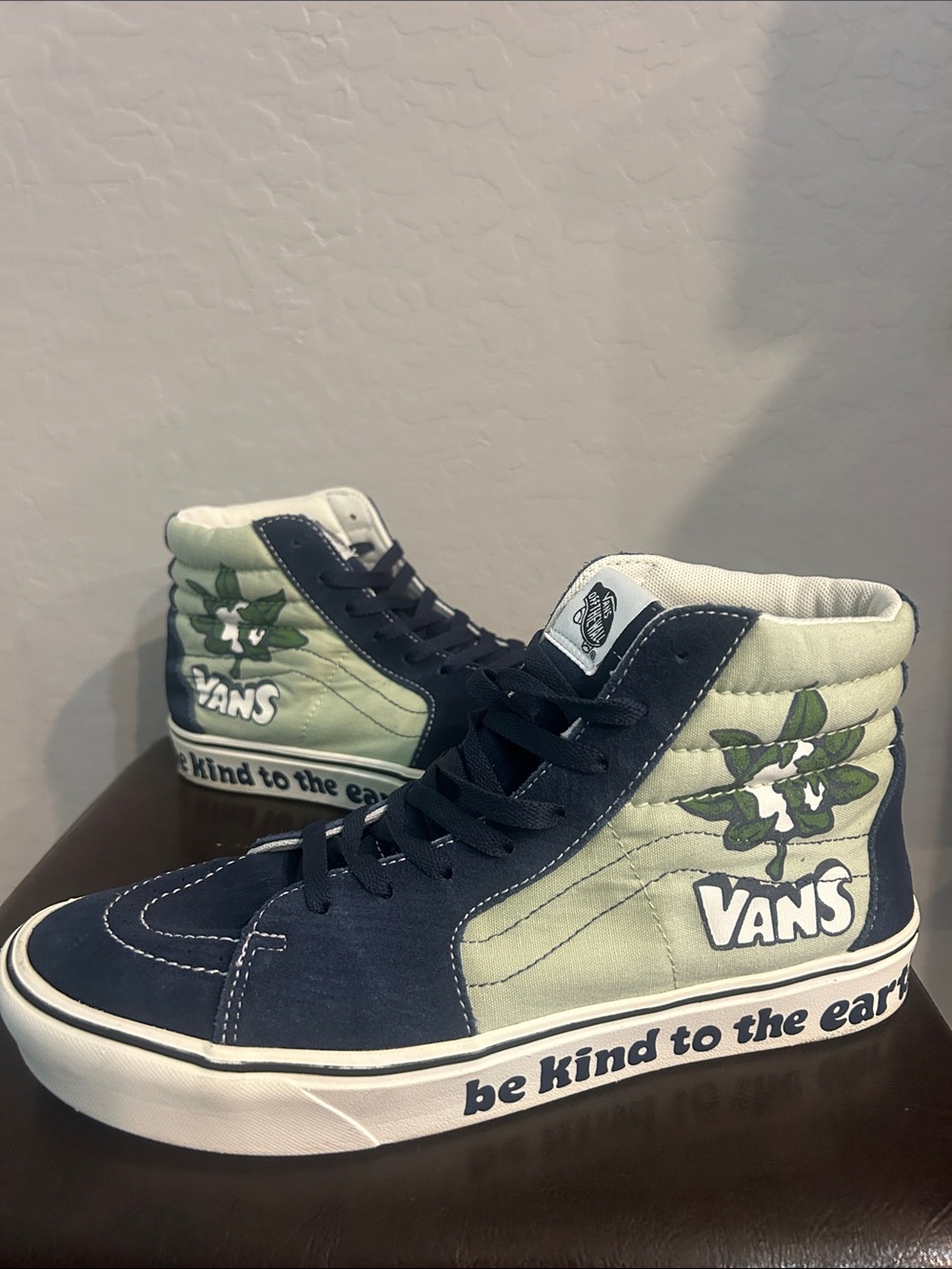 Vans Navy & Light Green High-Tops Men’s size 11.5